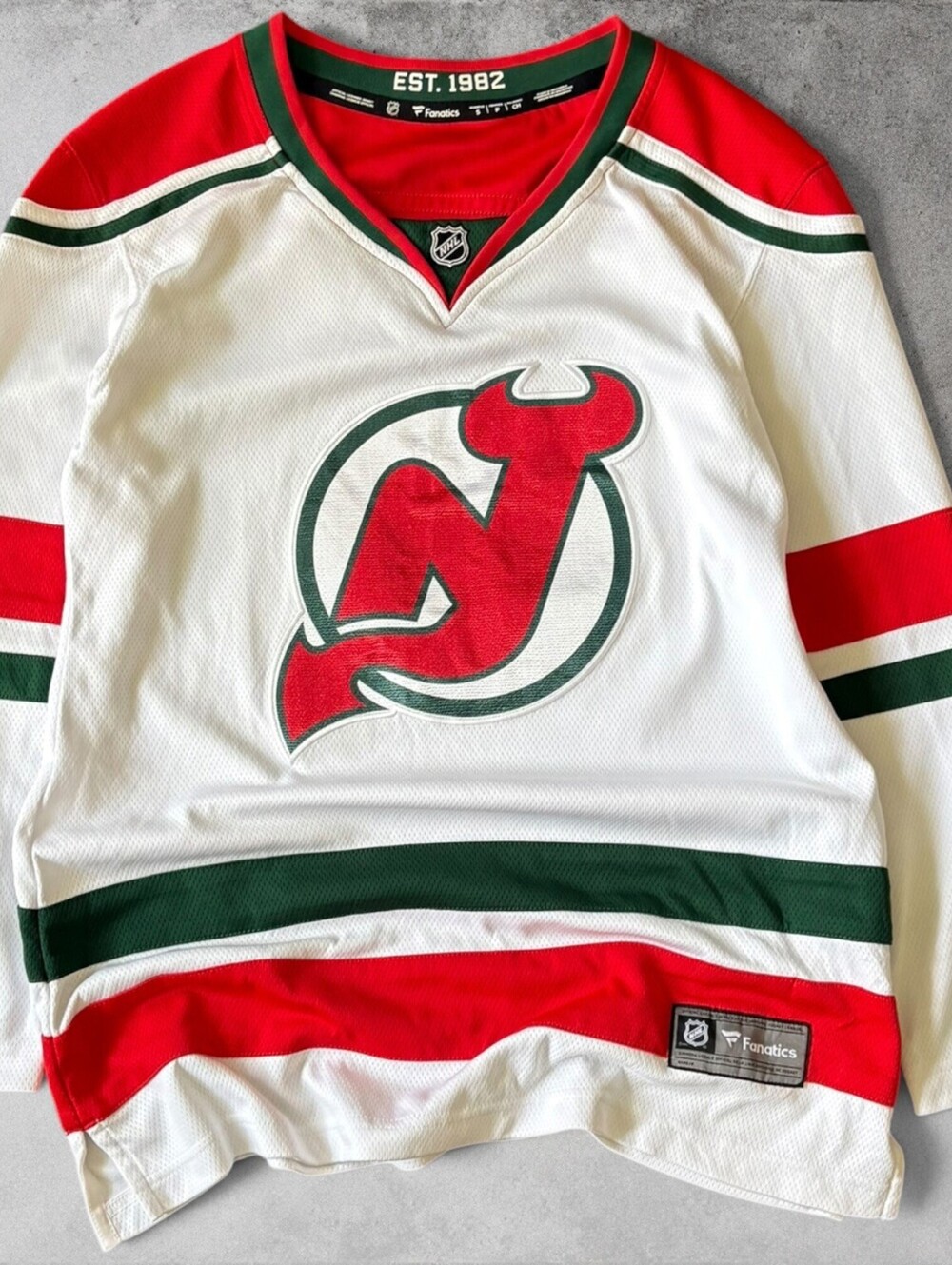 Vintage Fanatics NHL New Jersey Devils Womens Small Hockey Jersey Pullover
